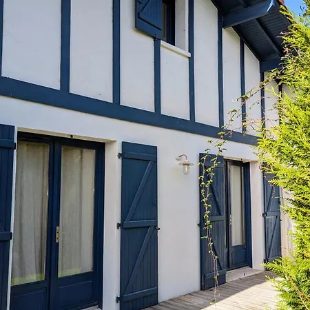 Etxecosy Maison Piscine A * Bidart