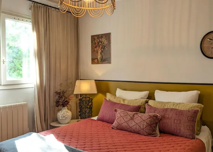 Tatil Evi Etxecosy Maison Piscine A *