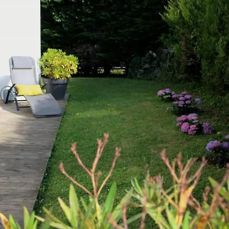 Etxecosy Maison Piscine A Holiday home *