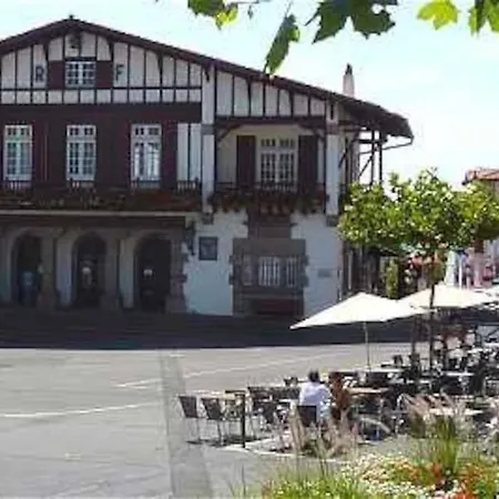 Etxecosy Maison Piscine A *