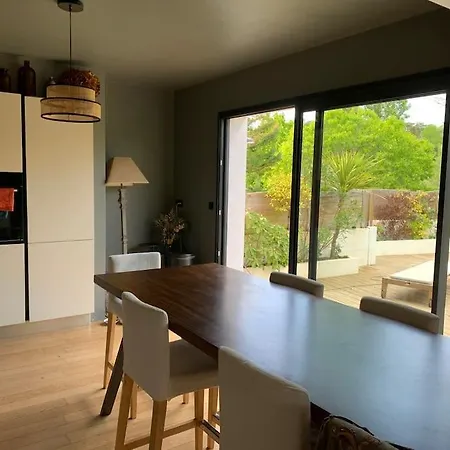 Etxecosy Maison Piscine A * Bidart